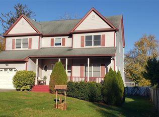 28 Carley Ave, Huntington, NY 11743