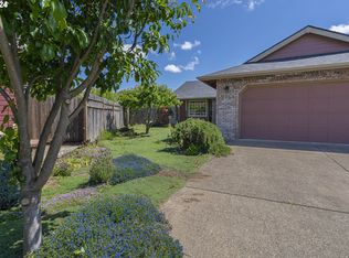 2545 Cubit St, Eugene, OR 97402