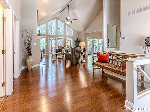 4th image of 108 Lakeview Ct