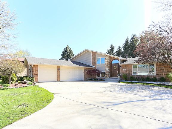 2nd image of 13745 S Golden Oak Dr