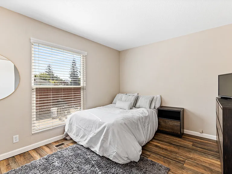 245 Firestone Dr — Photo 13