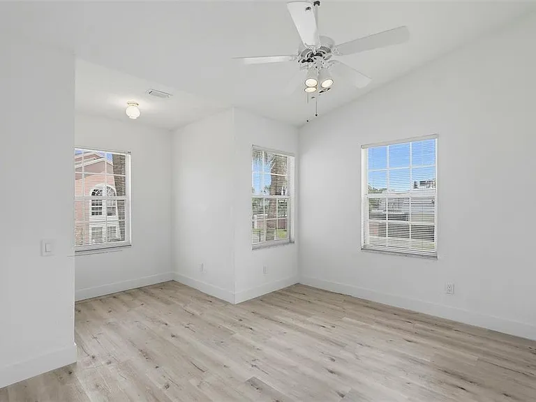 14510 Alejo Ct — Photo 25
