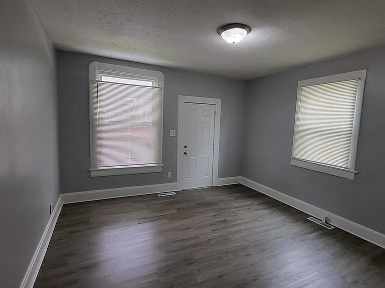 1036 N Tuxedo St #A — Photo 3