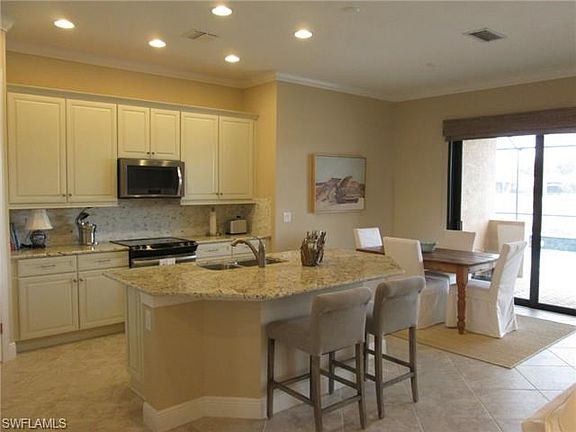 open, spacious eat-in kitchen