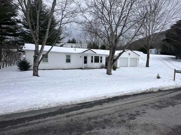 111 Lower Mill St, Peterstown, WV 24963
