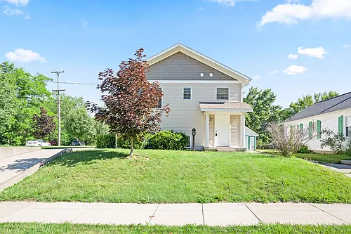 812 Union Ave NE Photo 1