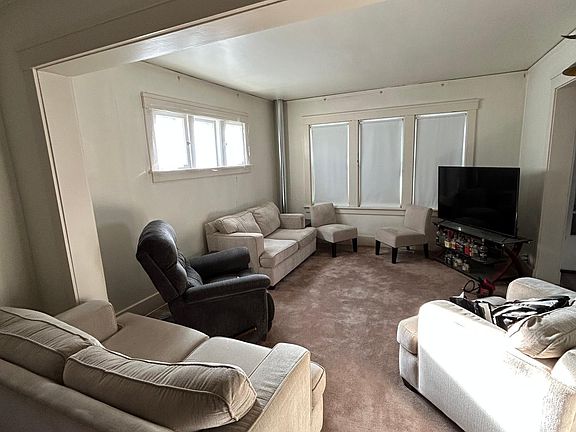 2nd image of 841 S 35th Ave