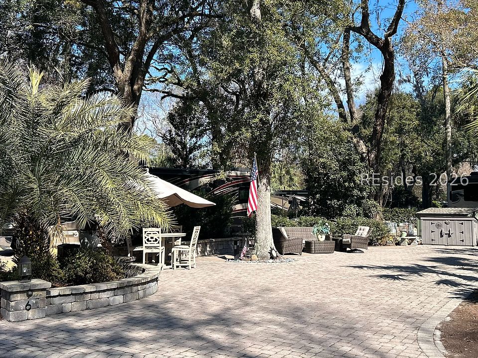 1st image of 133 Arrow Rd #6