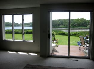 381 Ocean St APT 6, Hyannis, MA 02601