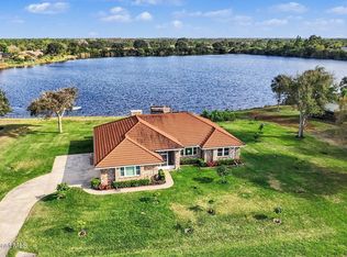 355 Lake View Ln, Grant Valkaria, FL 32909