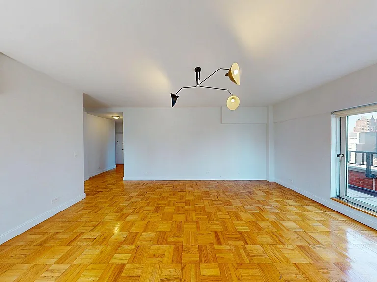 250 E 73rd St #PHB — Photo 4