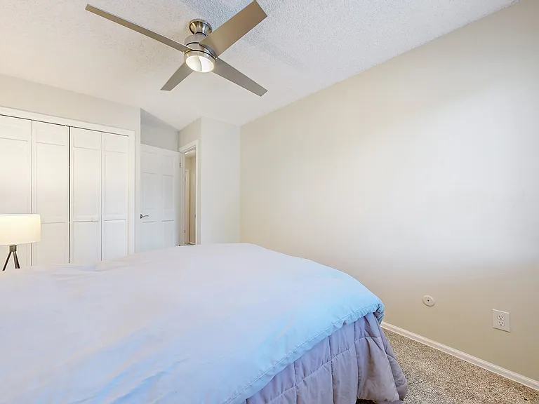 1404 Adriel Dr — Photo 8