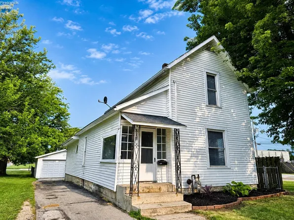 818 N Front St, Fremont, OH 43420
