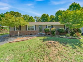 7120 Hurst Ln, Knoxville, TN 37918