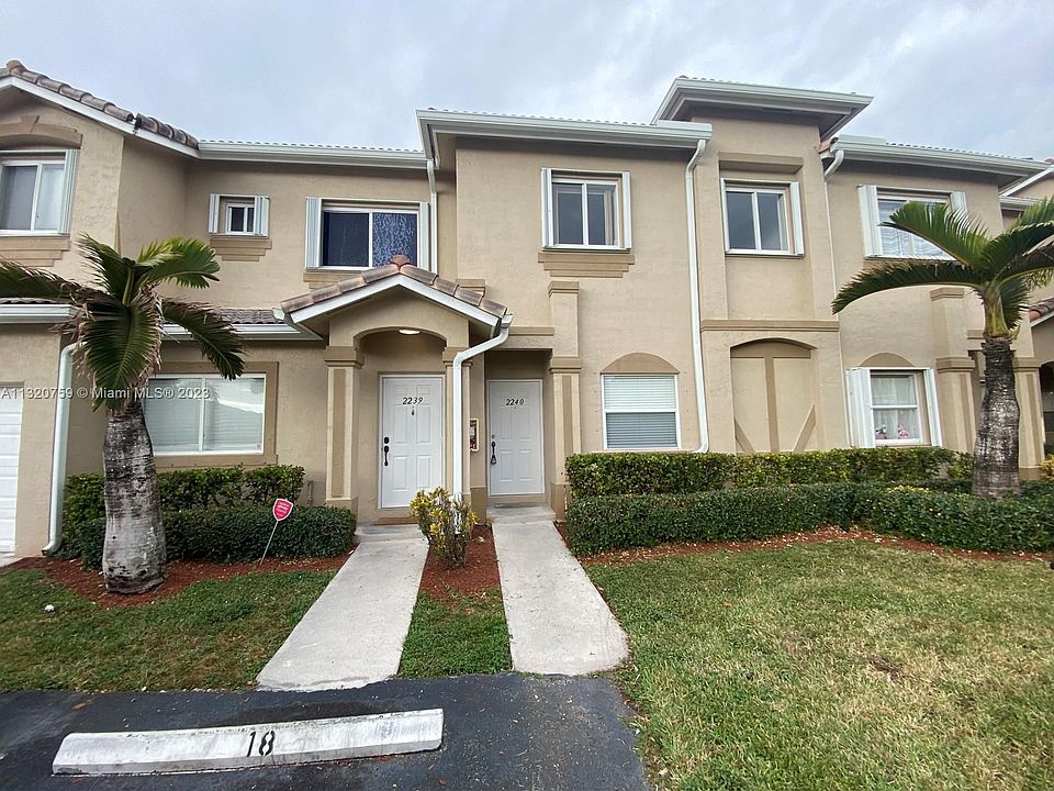 1st image of 2240 SE 26th Ln #2240
