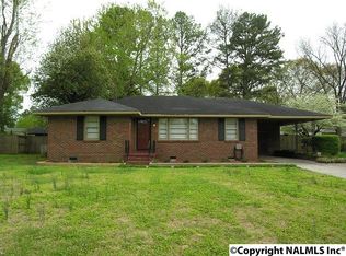 611 Martha St SW, Decatur, AL 35601