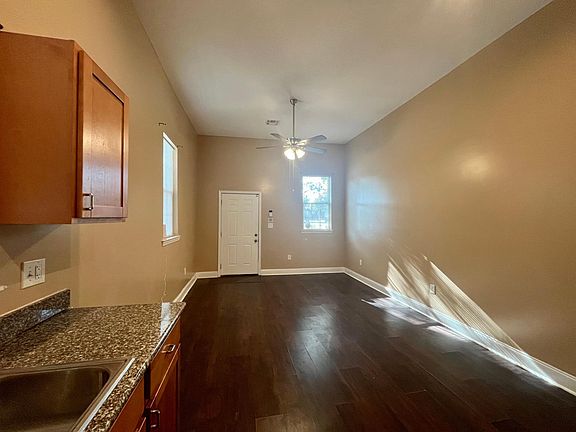 4th image of 2111 Elysian Fields Ave
