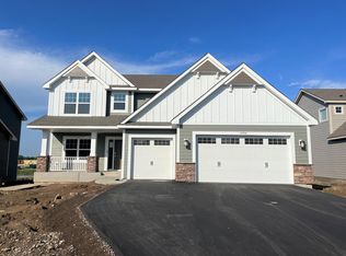 10946 Ithaca Ln N, Maple Grove, MN 55369