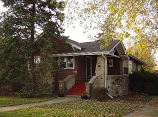 1000 W Crescent Ave, Park Ridge, IL 60068