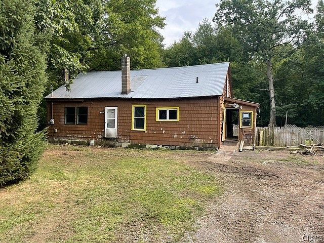 1st image of 2394 Old Oneida Rd