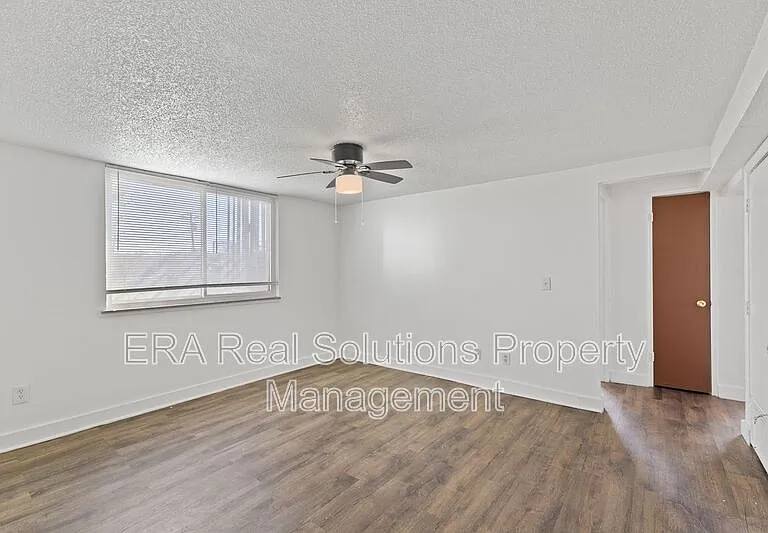 7875 Reading Rd #5 — Photo 9