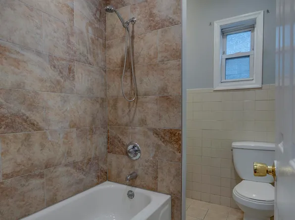 153 Wegman Parkway image 13 of 13