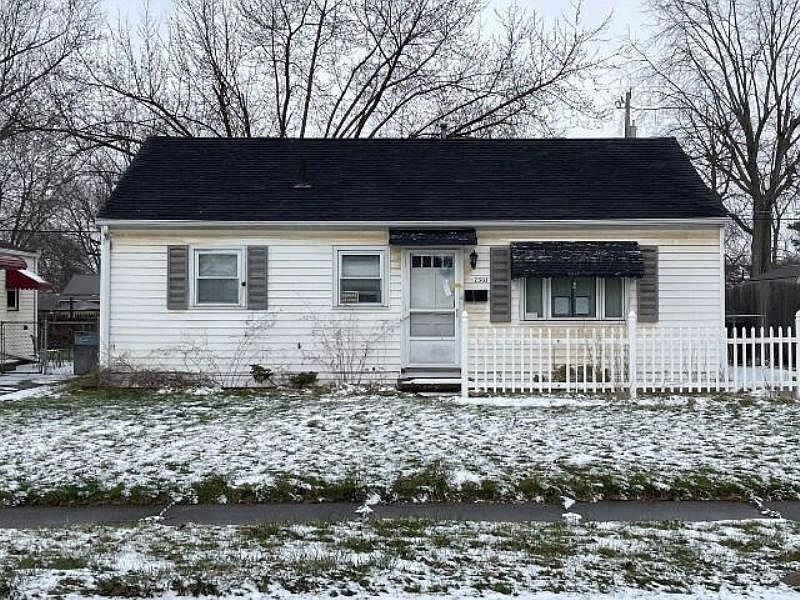 1st image of 2303 Bollinger Ave NE