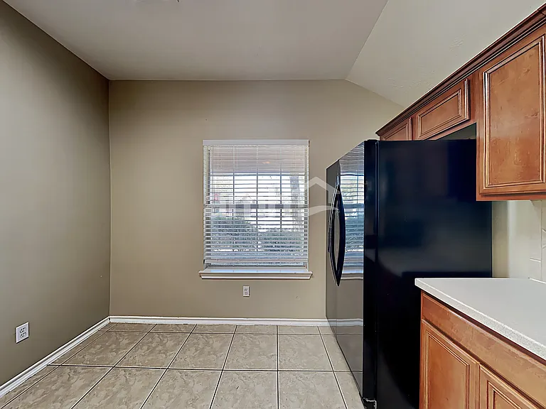 2513 Cloudcroft Dr — Photo 4