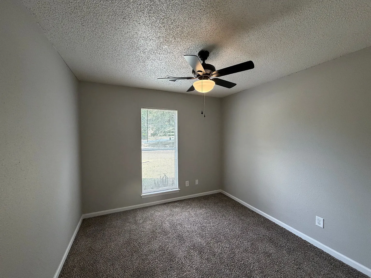753 Honduras Rd — Photo 3