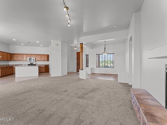 2nd image of 27924 N 256TH Avenue