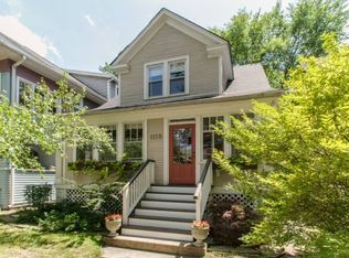 1110 Cleveland St, Evanston, IL 60202