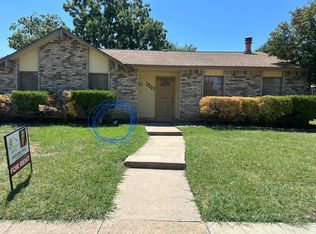 5017 Walker Dr, The Colony, TX 75056