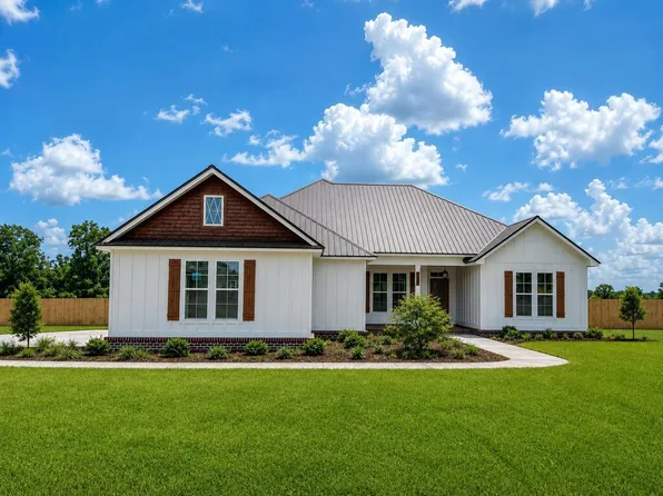 3053 Mary Powell Way, Hahira, GA 31632