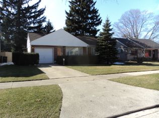 8826 Mason Ave, Morton Grove, IL 60053