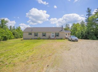 370 Vienna Rd, Chesterville, ME 04938