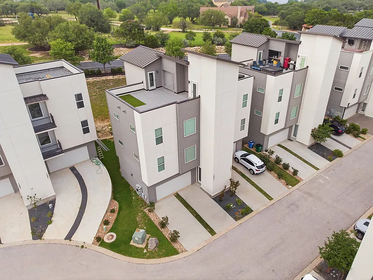 4300 Mansfield Dam Rd #1021 — Photo 42