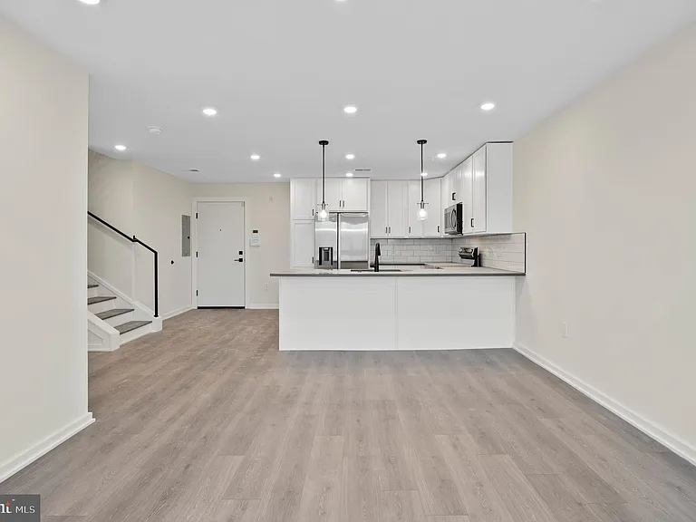 1721 N 21st St #C — Photo 6