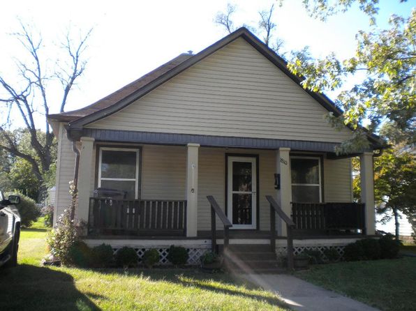 1810 S Quincy Ave