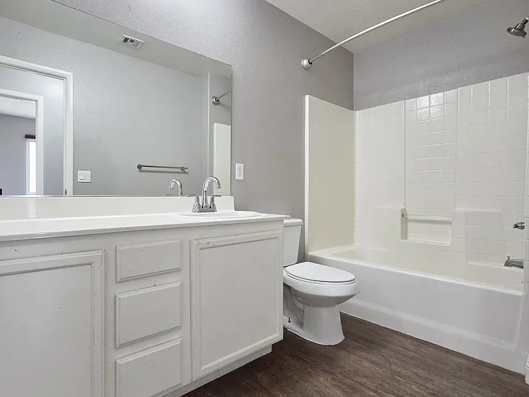 9946 Burton Lake Ct — Photo 21