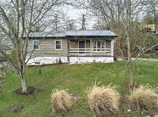 5219 Kel Dawn Cir, Cross Lanes, WV 25313