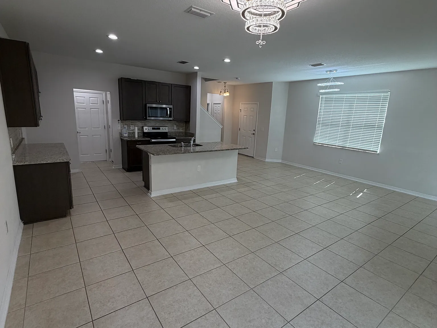 6302 Tillandsia Pl — Photo 3