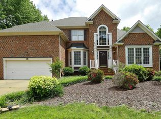 101 Modena Dr, Cary, NC 27513