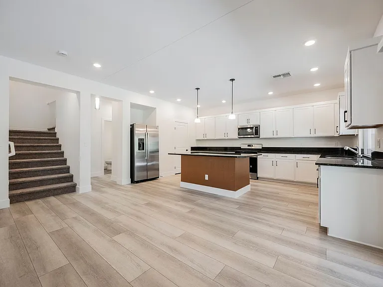 8683 Black Cordon Rd — Photo 8