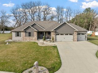 19925 Brookmist Cir, Goshen, IN 46528