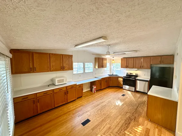 79 Cherokee Farms Rd, Beaufort, SC 29906