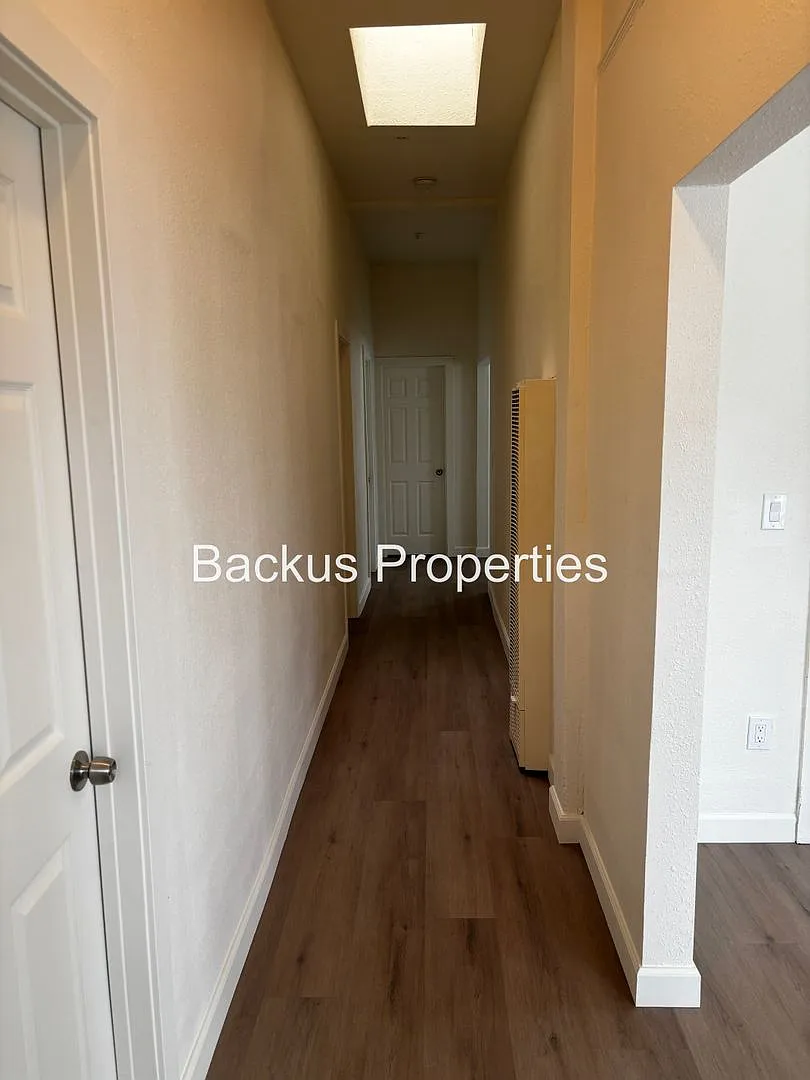 Remodeled four bedroom home in South Salinas — Photo 2