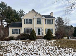 10 Checkerberry Lane, Londonderry, NH 03053