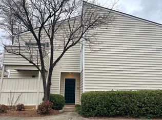 673 Serramonte Dr, Marietta, GA 30068