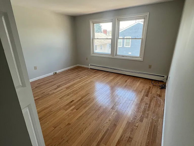 44 Morris St — Photo 8