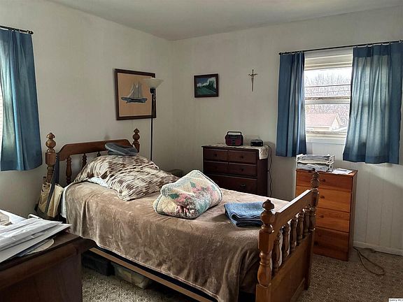 5th image of 3409 Lawrence Rd